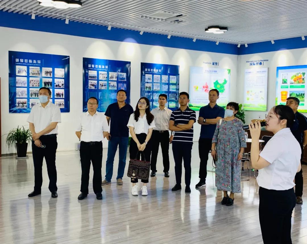 農(nóng)銀國際、海匯投資、香柏泓石等多家知名投資機(jī)構(gòu)代表團(tuán)赴中國農(nóng)業(yè)大學(xué)有機(jī)循環(huán)研究院(蘇州)參加韓博環(huán)境科技項(xiàng)目路演會(huì) 農(nóng)銀國際、海匯投資、香柏泓石等多家知名投資機(jī)構(gòu)代表團(tuán)赴中國農(nóng)業(yè)大學(xué)有機(jī)循環(huán)研究院(蘇州)參加韓博環(huán)境科技項(xiàng)目路演會(huì)